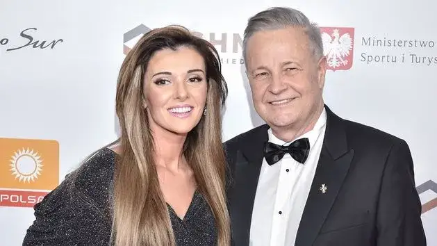 Z kim jest Apoloniusz Tajner? Kontrowersyjna historia jego małżeństwa