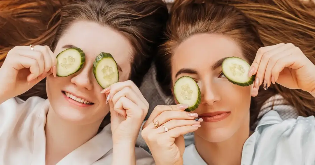 Jak rozjaśnić cerę? Skuteczne metody na piękną i promienną skórę