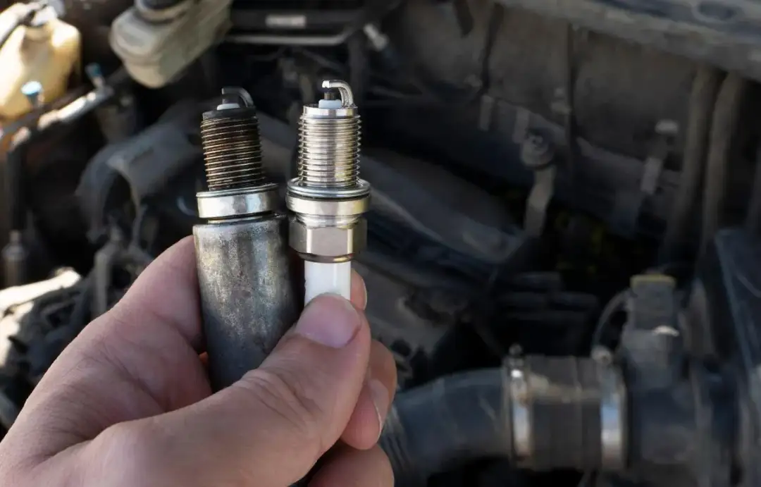  Wymiana świec zapłonowych – prosta procedura poprawiająca moc silnika