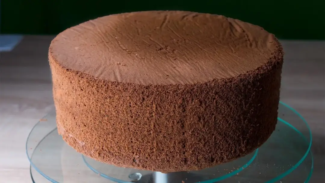 Jak zrobić biszkopt czekoladowy, który zawsze się udaje i zachwyca