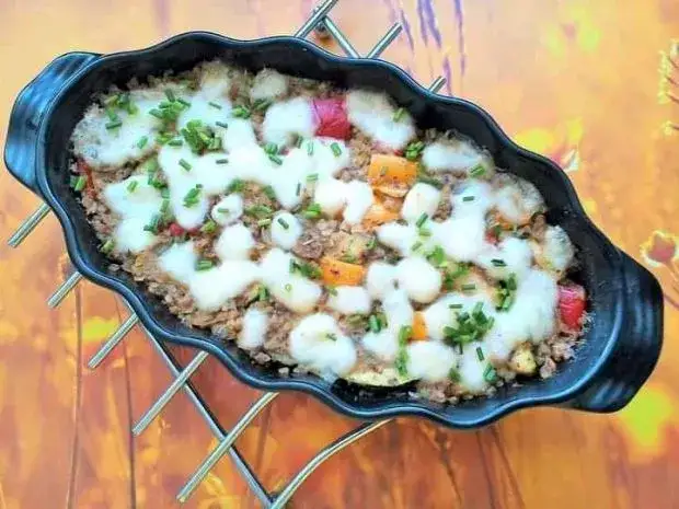 Pyszna zapiekanka z kaszy gryczanej z warzywami, która zaskoczy smakiem