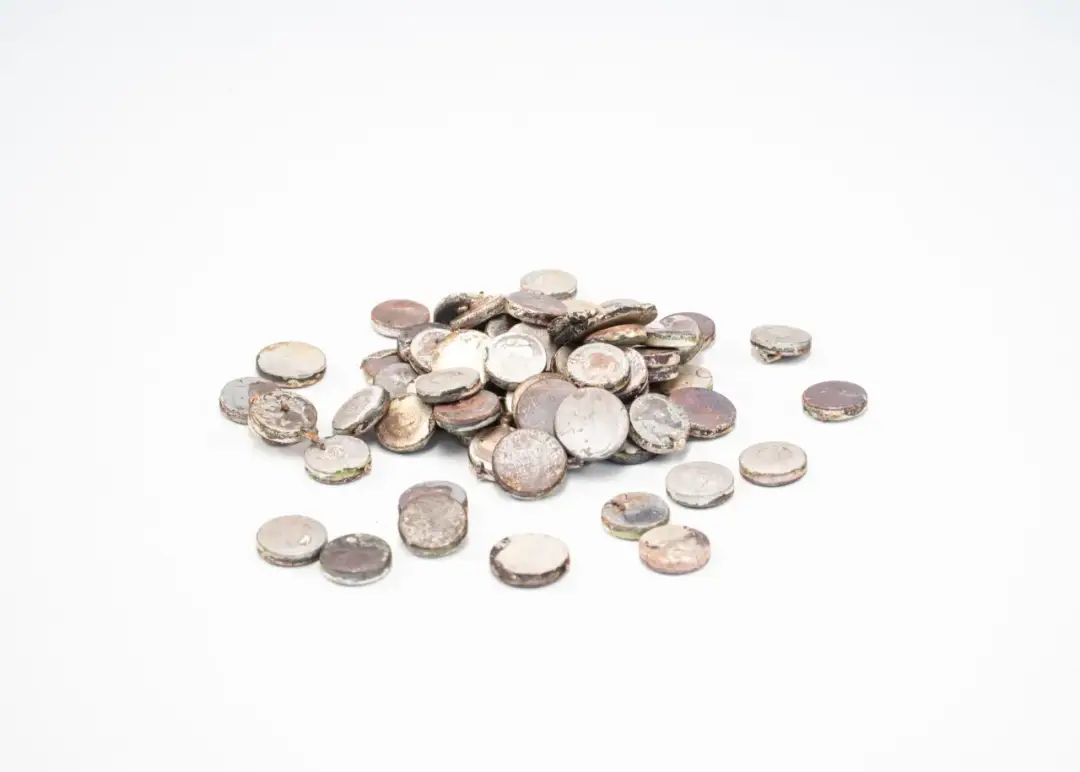 Ile kosztuje gram srebra w skupie? Sprawdź aktualne ceny i czynniki wpływające na wartość