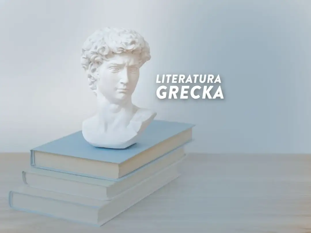 Biały biust na stosie książek, symbolizujący, jak literatura antyczna przedstawia tragizm ludzkiego losu. Napis "LITERATURA GRECKA".