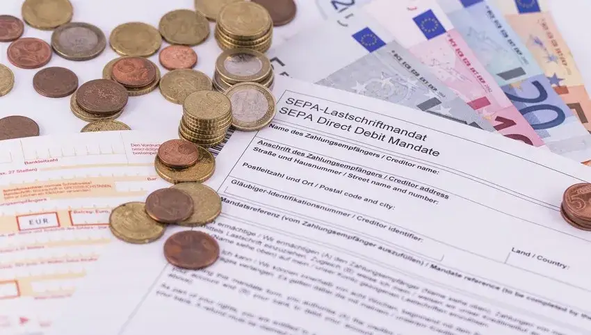 Jak zapłacić mandat z Holandii i uniknąć dodatkowych kosztów