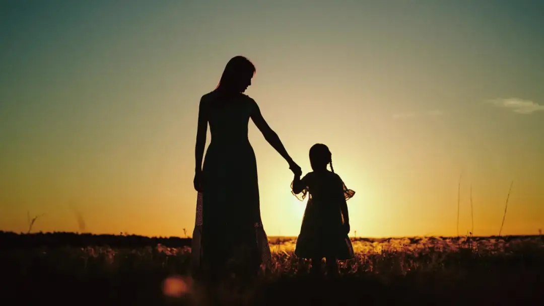Jak budować głęboką więź z dzieckiem? Kluczowe strategie i porady