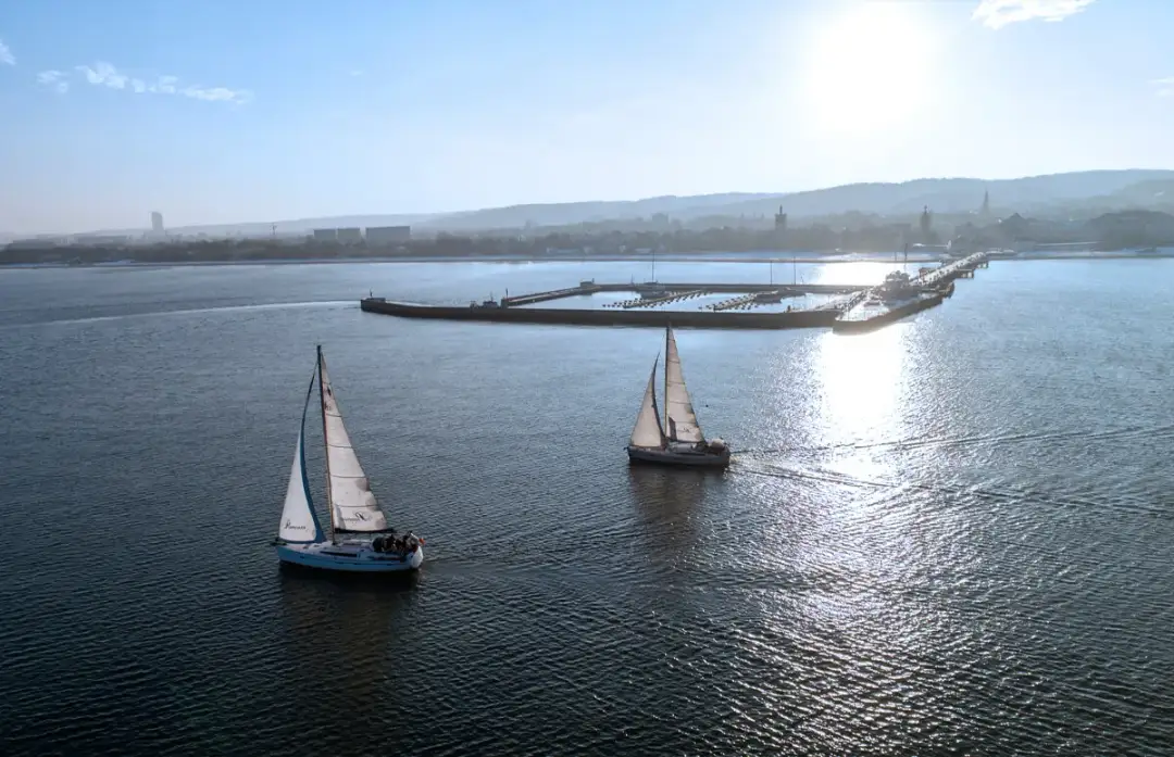 Rejs sylwestrowy na Bałtyku: wszystko co musisz wiedzieć przed wypłynięciem