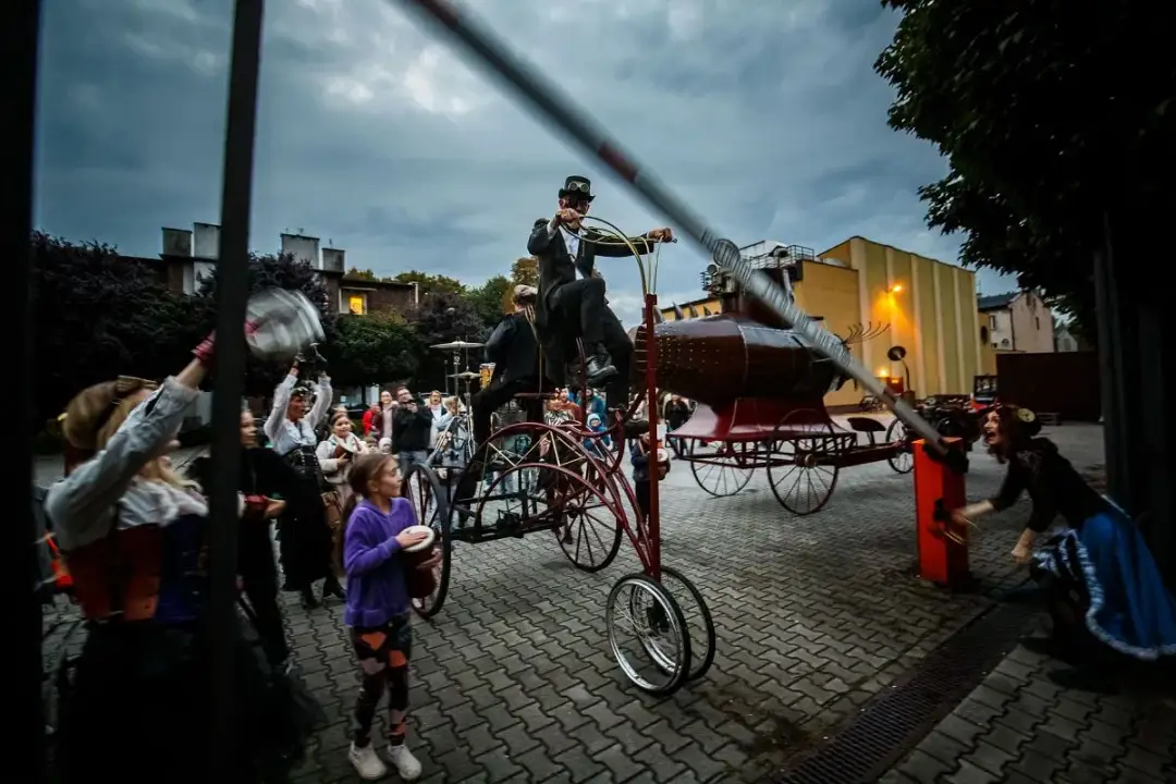 Spektakl Katowice: Niezapomniane przedstawienia dla dzieci w mieście Spektakl Katowice: Niezapomniane przedstawienia dla dzieci w mieście