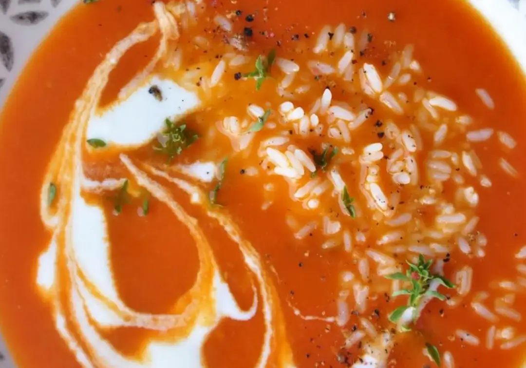 Jak zrobić zupę pomidorową ze świeżych pomidorów w prosty sposób