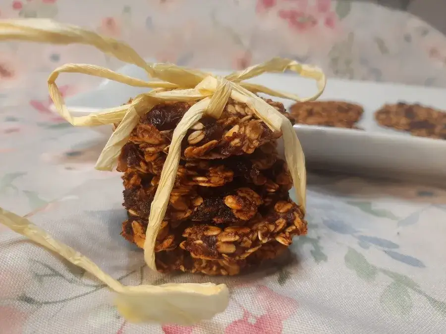 Ciastka owsiane ile piec, aby uniknąć zakalca i uzyskać idealną konsystencję