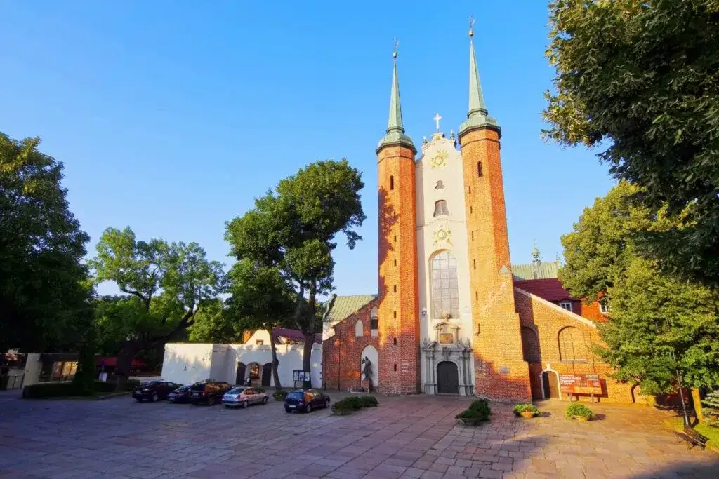 Co warto zobaczyć w Oliwie? 5 miejsc które Cię oczarują! Poradnik