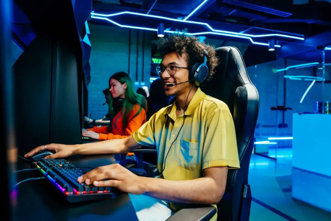 Jak udostępnić komuś bibliotekę Steam i uniknąć problemów z dostępem