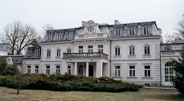 Pałac w Zaborowie: fascynująca historia i tajemnice architektury