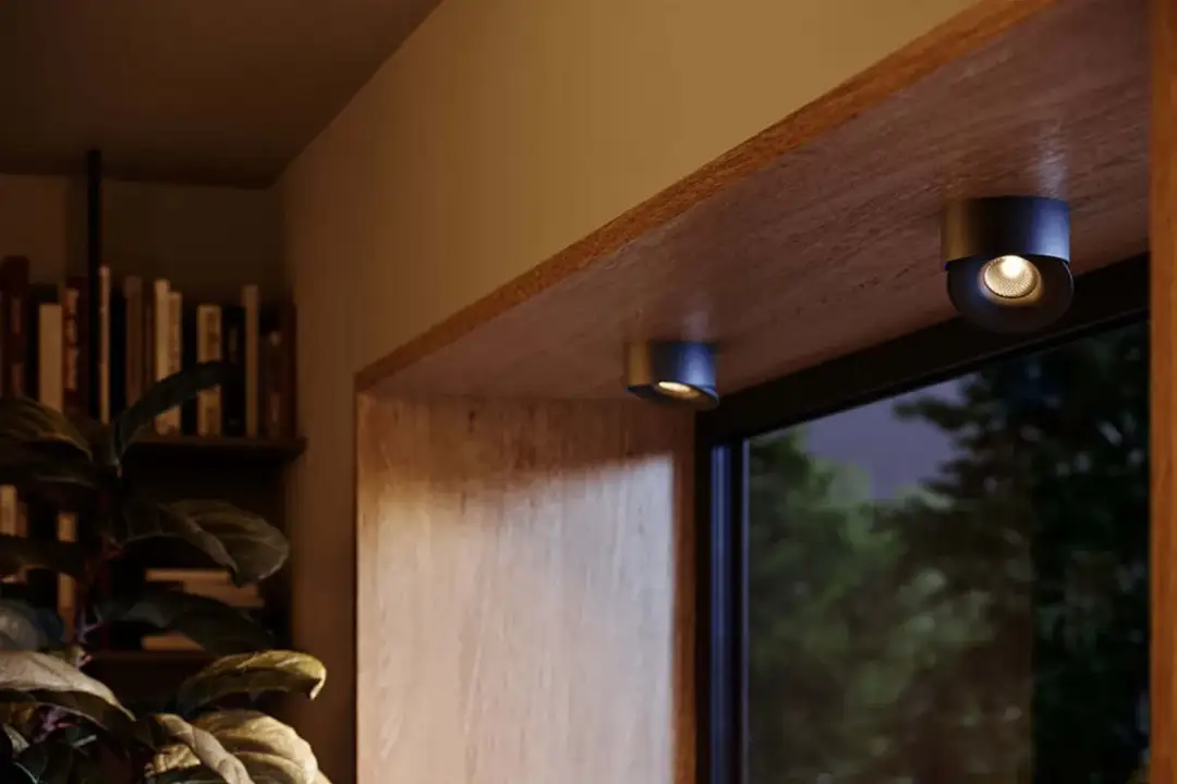 Jak długo świecą lampki LED na baterie? Maksymalizuj czas!