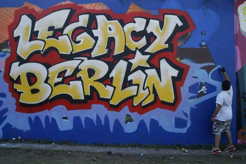Berlins Street Art: Entdecke Hotspots, Künstler & legale Wände