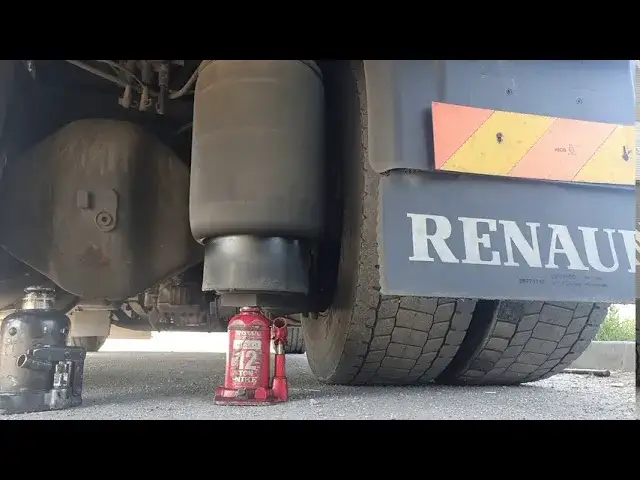 Jak wymienić koło w naczepie: proste kroki i ważne wskazówki