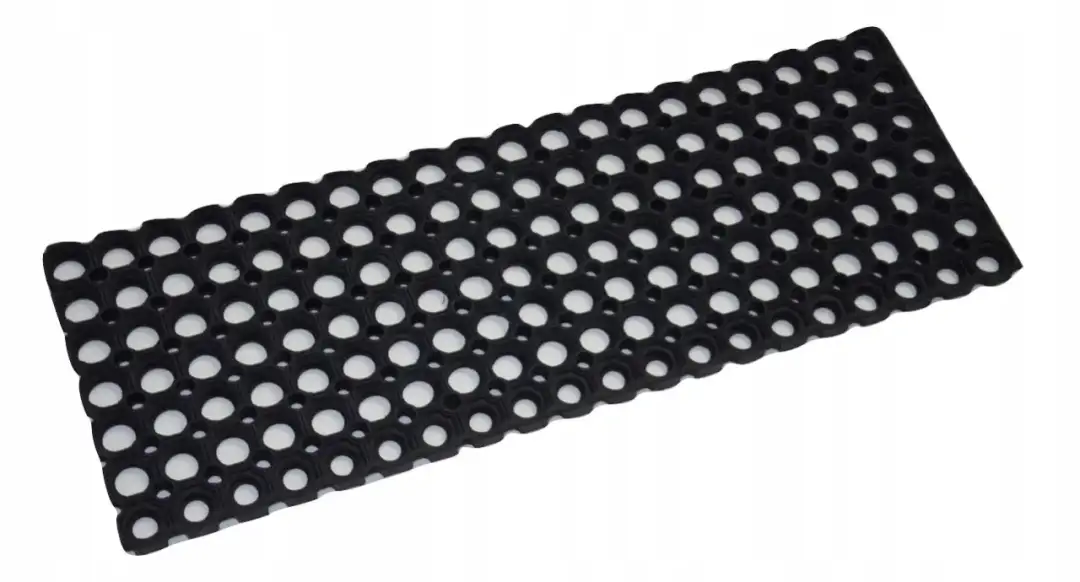 Jak skutecznie przykleić gumowe nakładki na schody - poradnik