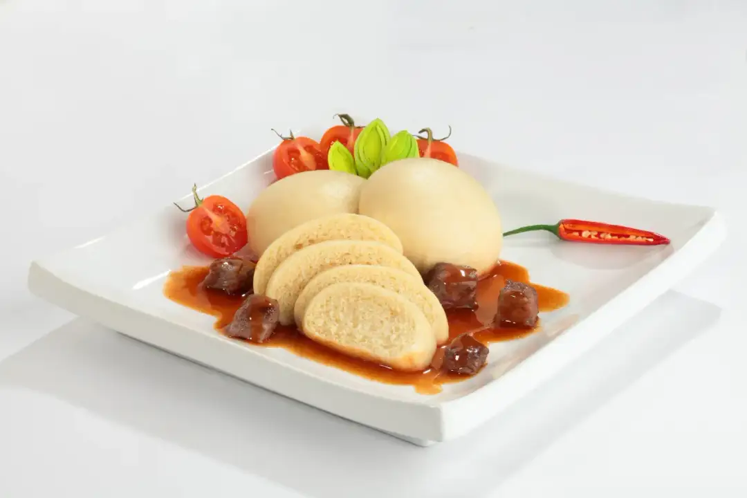 Kluski na parze: Słodkie wspomnienia i wytrawne zaskoczenia