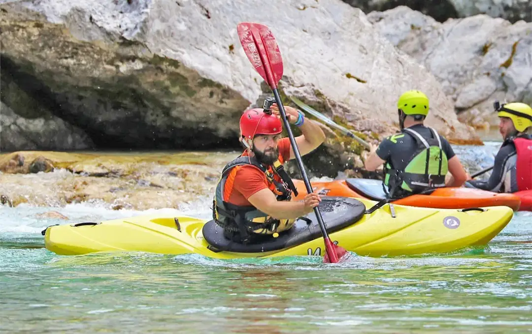 Jak zostać instruktorem rekreacji ruchowej kajakarstwo i znaleźć pracę