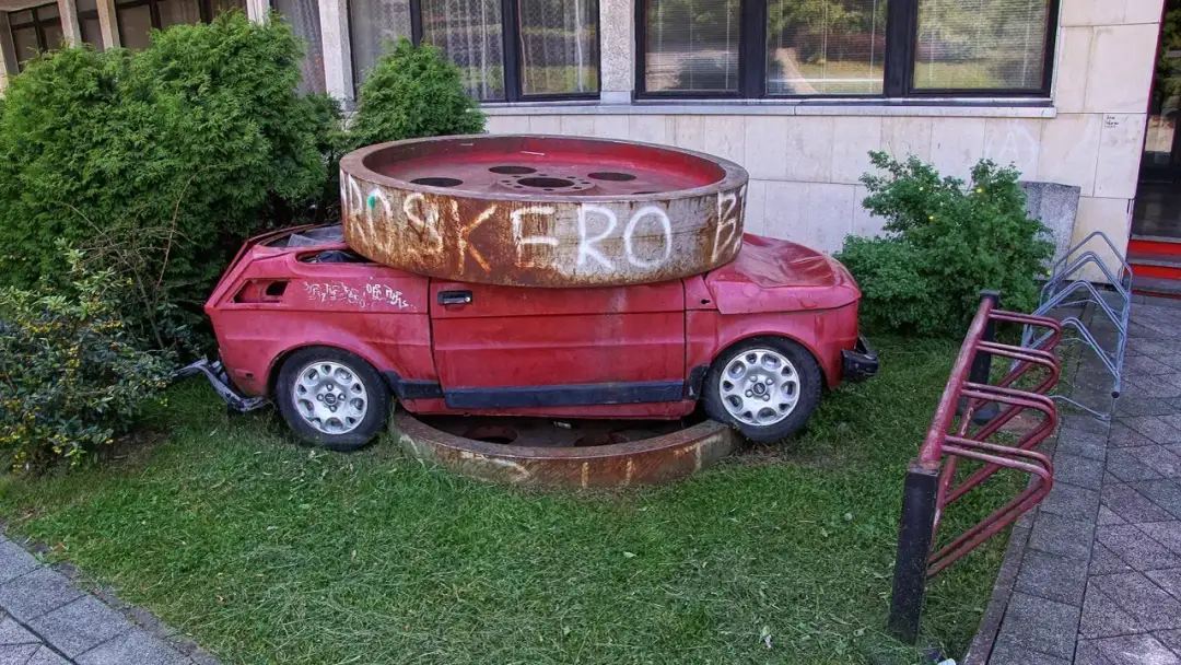 Medzilaborce atrakcje, które zaskoczą każdego turystę