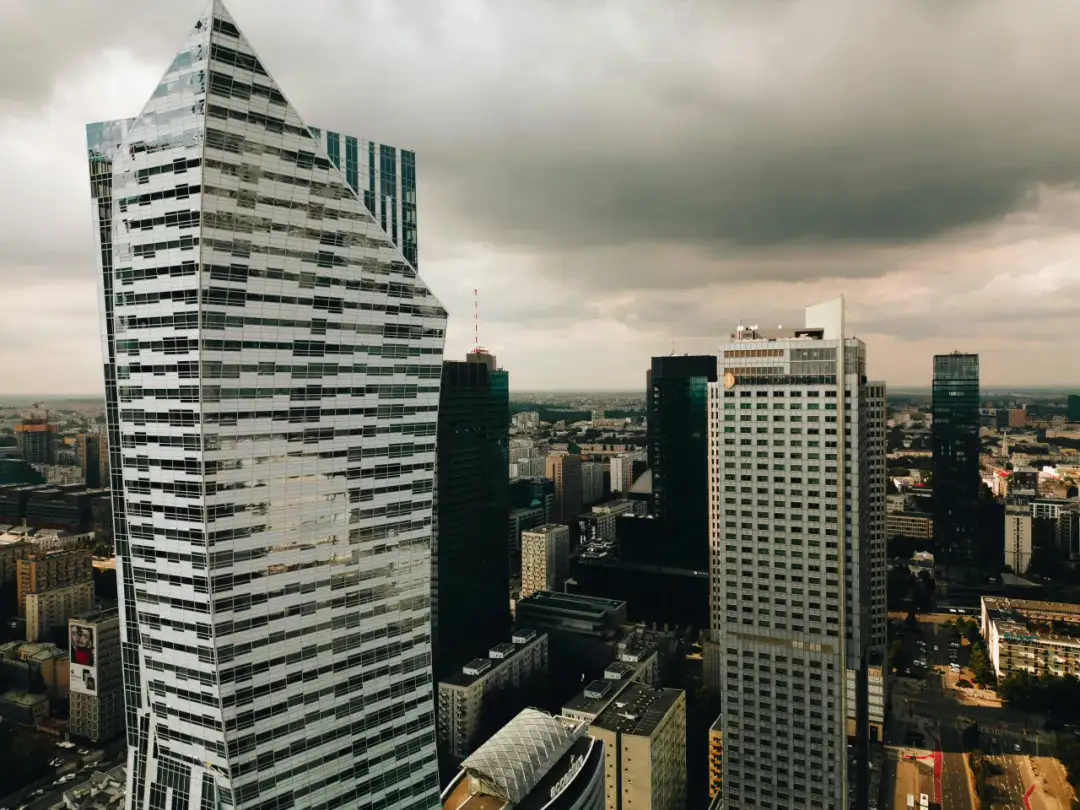 Ile kosztuje Złota 44? Ceny, wartość i czy to dobra inwestycja?