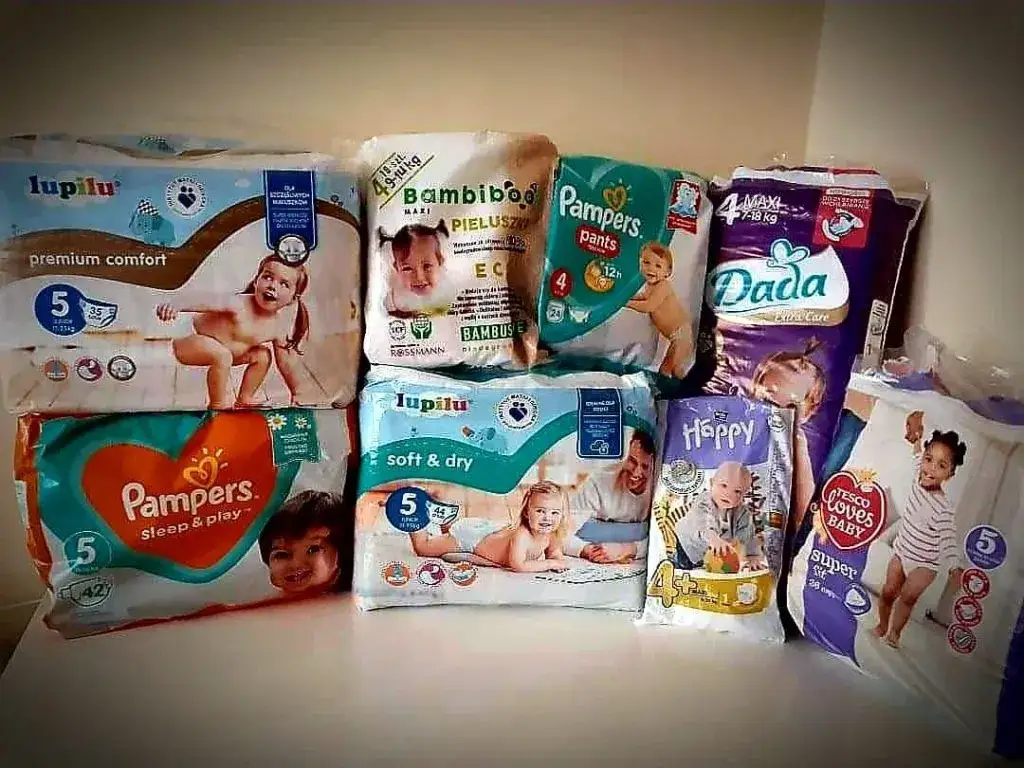 Gdzie kupić najtańsze pieluszki Pampers i Huggies? Sprawdź top miejsca