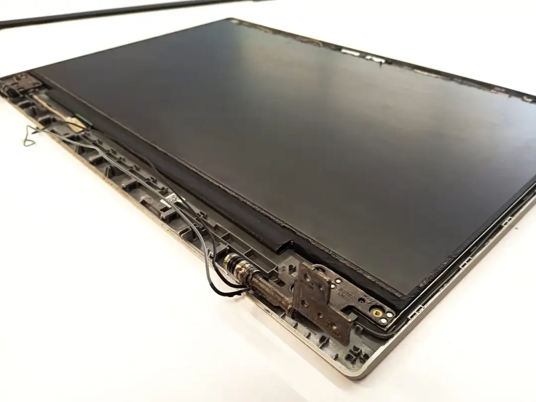 Inwerter matrycy – jak działa i jak go wymienić w laptopie?