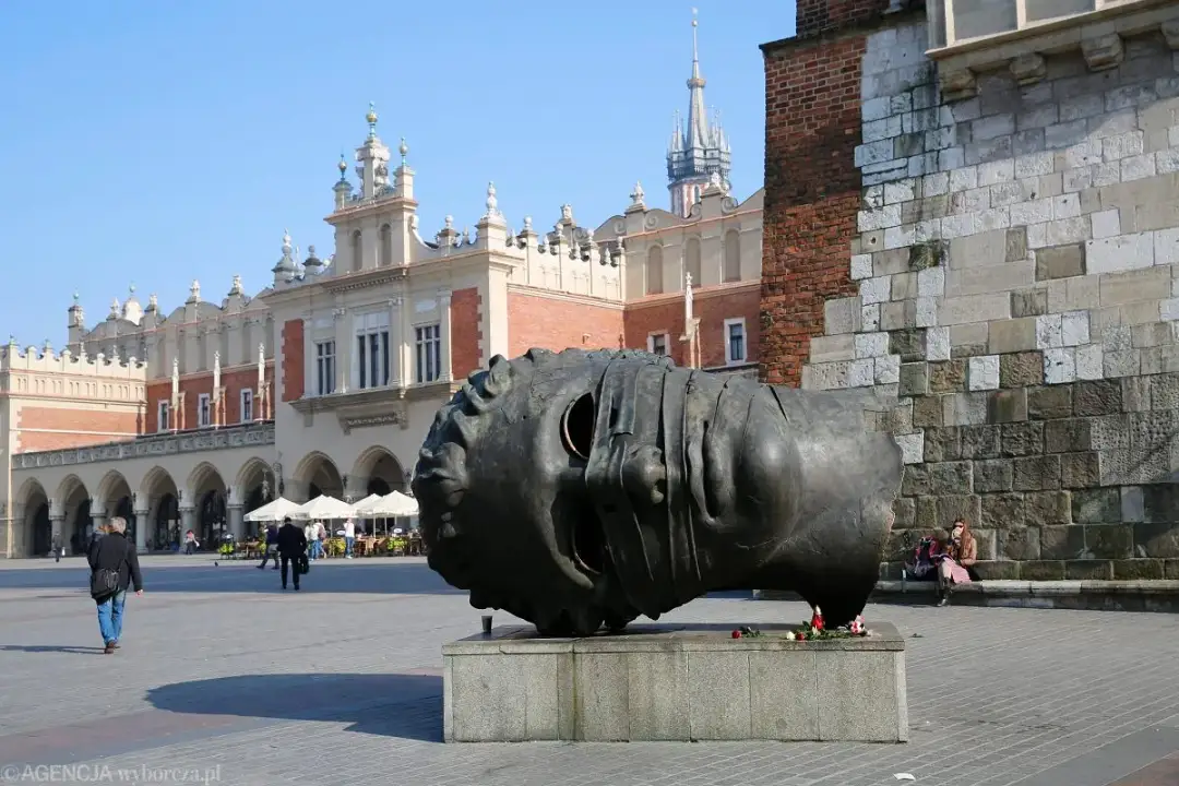 Igor Mitoraj: Antyk, fragmentacja i rzeźby, które podbiły świat