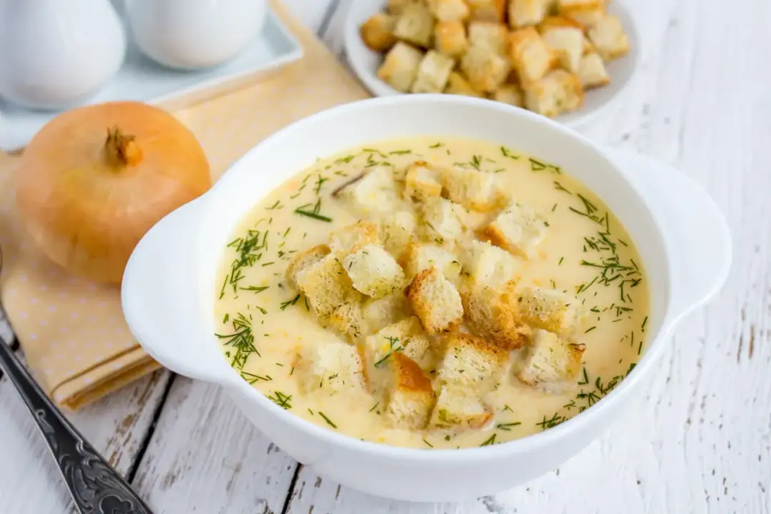 Jak uratować przypaloną zupę: skuteczne sposoby na naprawę smaku