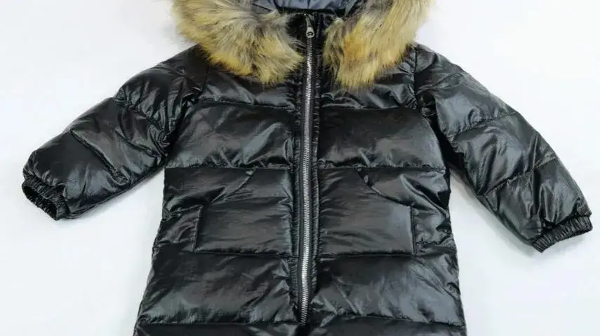 Najlepsze kombinezony niemowlęce Bonprix – ciepło i styl dla malucha