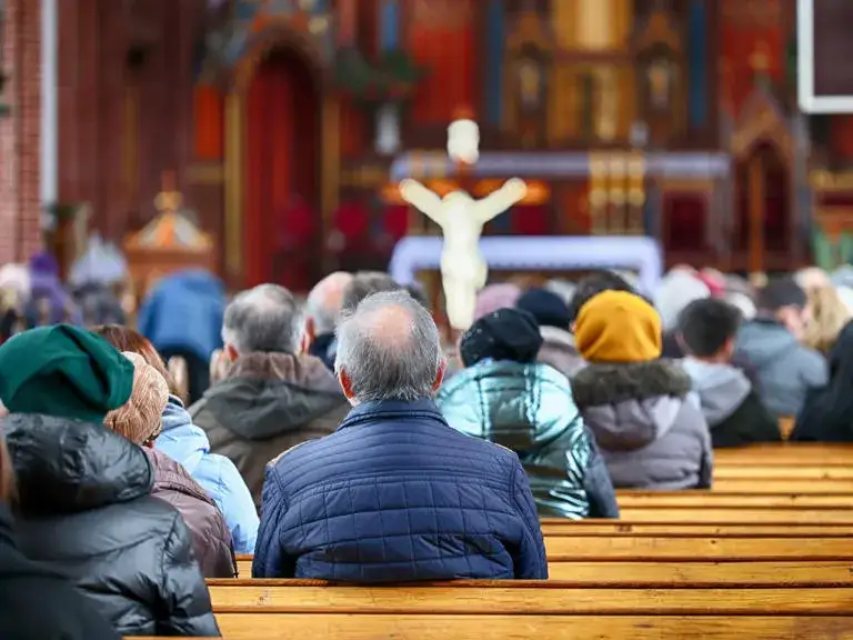 Jakie dziś święto w kościele? Odkryj brak ważnych obchodów