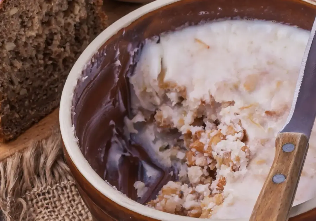 Jak zrobić dobry smalec ze skwarkami, unikając najczęstszych błędów