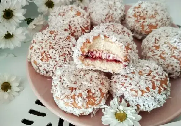 Co można zrobić z ciastek biszkoptów? 10 wyjątkowych przepisów na desery