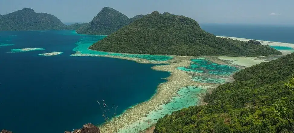 Czy wiesz, który archipelag jest największy na świecie? Przewodnik