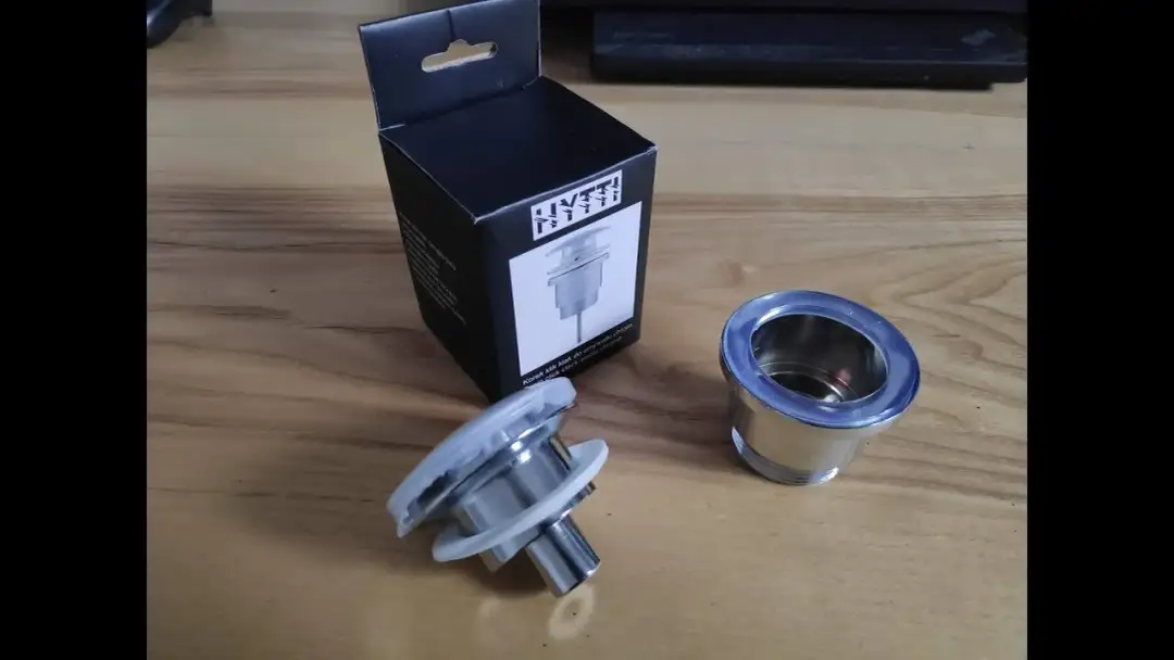 Jak naprawić korek klik klak bez wizyty hydraulika w 5 prostych krokach