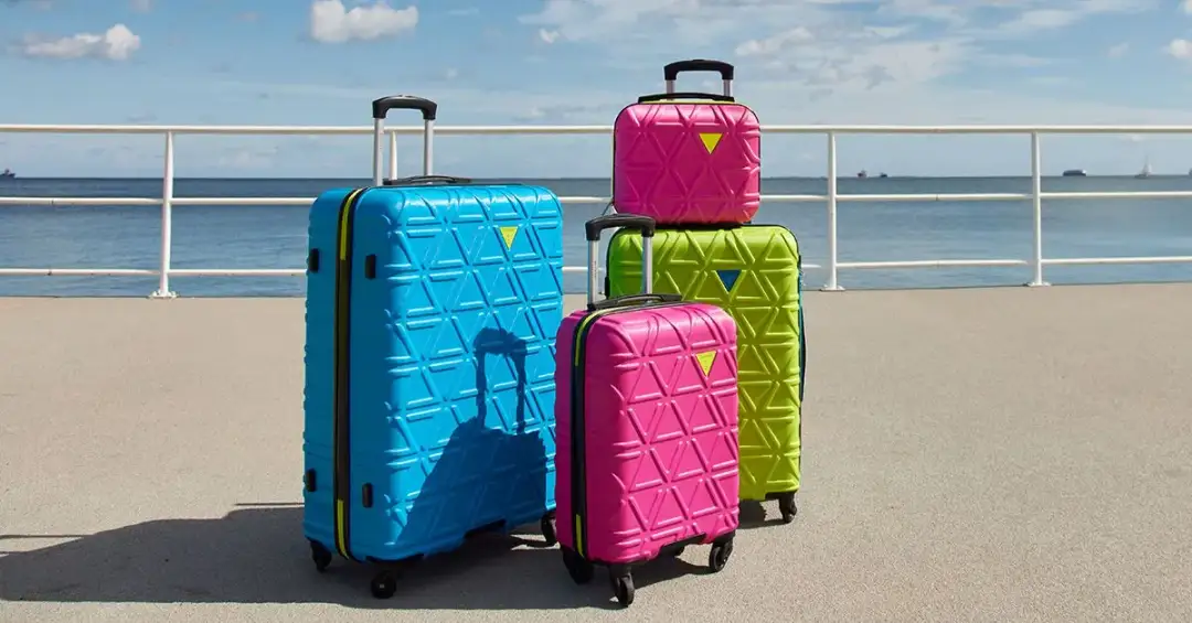 Jak zmierzyć wymiary walizki, aby uniknąć problemów na lotnisku