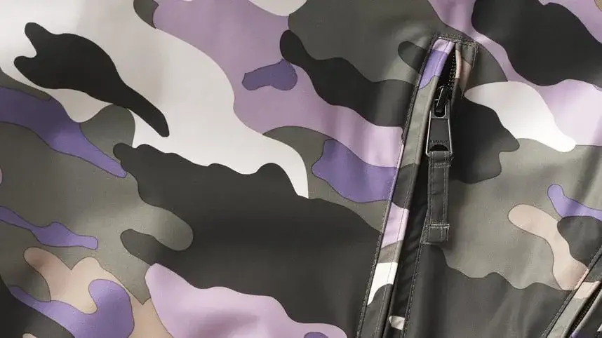 Stylizacje moro damskie: jak łączyć wzór z modnymi dodatkami