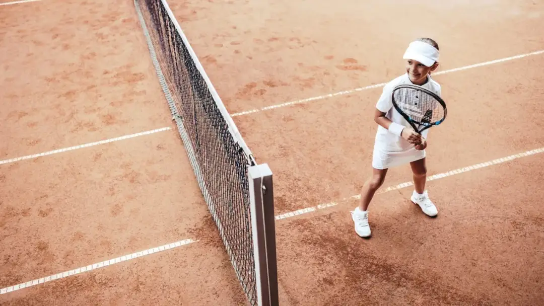 Tenis dla dzieci od jakiego wieku? Sprawdź, kiedy zacząć naukę