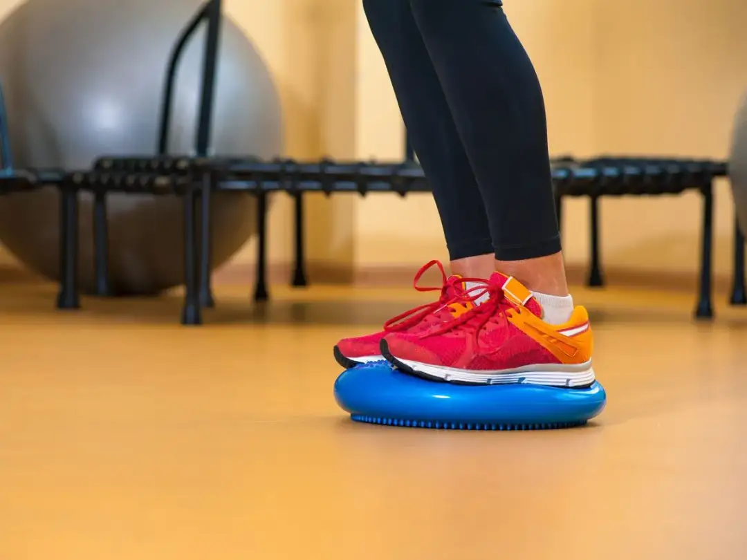 Dysk sensoryczny: Jak wybrać i używać dla rozwoju dziecka?