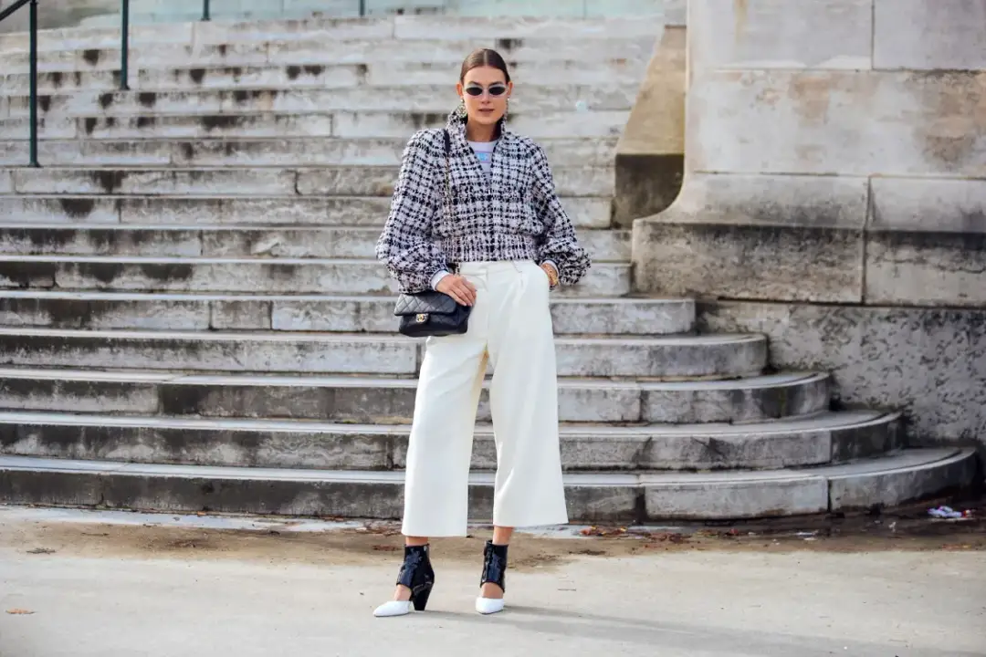 Kuloty: jak stylizować szerokie spodnie 3/4? Porady ekspertki!