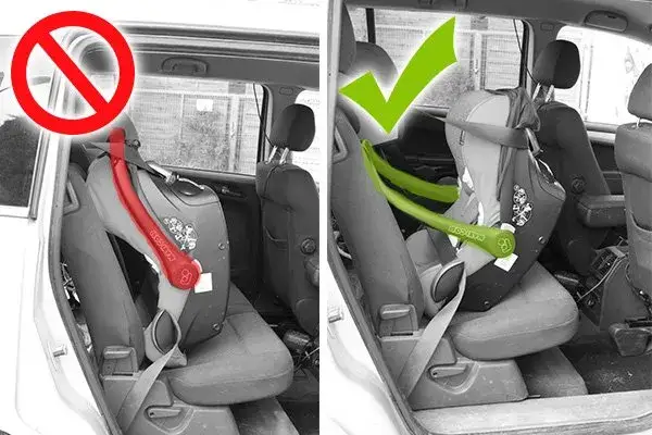 Jak zapiąć fotelik? 6 oznak, że dziecko jest zagrożone w aucie!