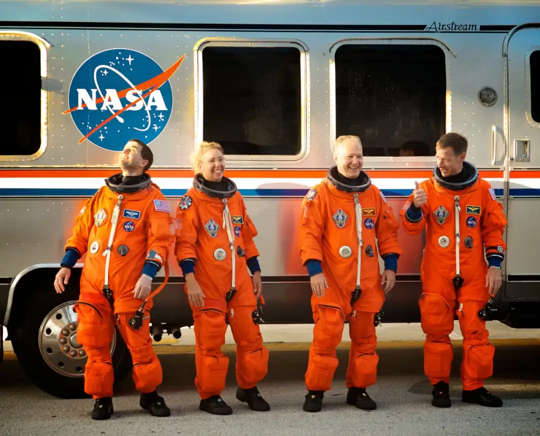 Ile zarabia pracownik NASA? Zaskakujące fakty o wynagrodzeniach