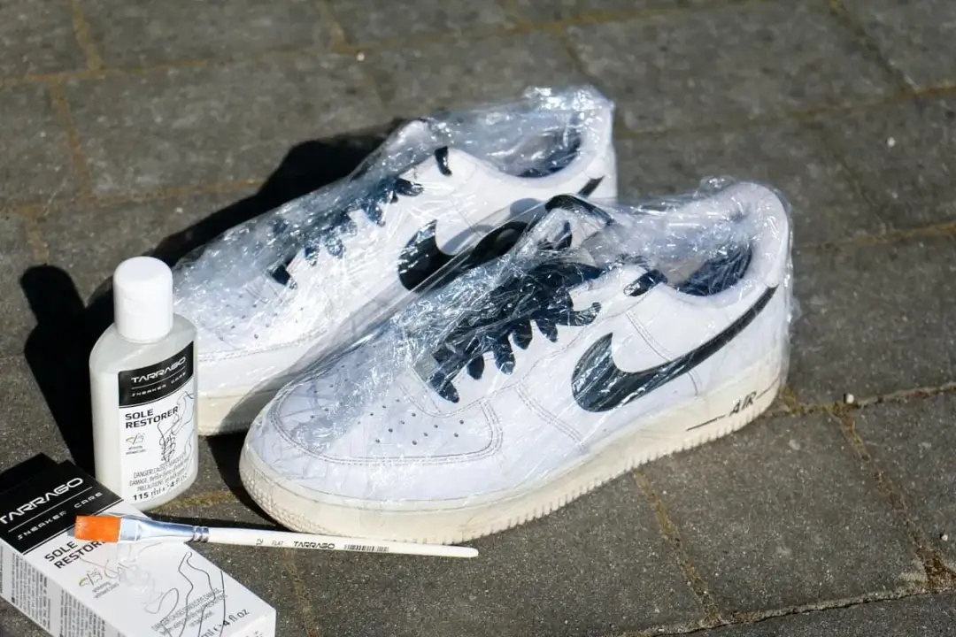 Jak wyczyścić buty Air Force i pozbyć się żółknięcia skutecznie