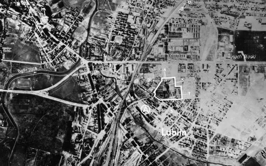 Co kryją niemieckie zdjęcia lotnicze z 1944? Tajemnice wojny