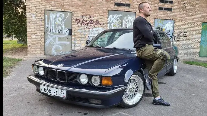 BMW E32: niewiarygodne osiągi, komfort i luksus w klasycznej limuzynie