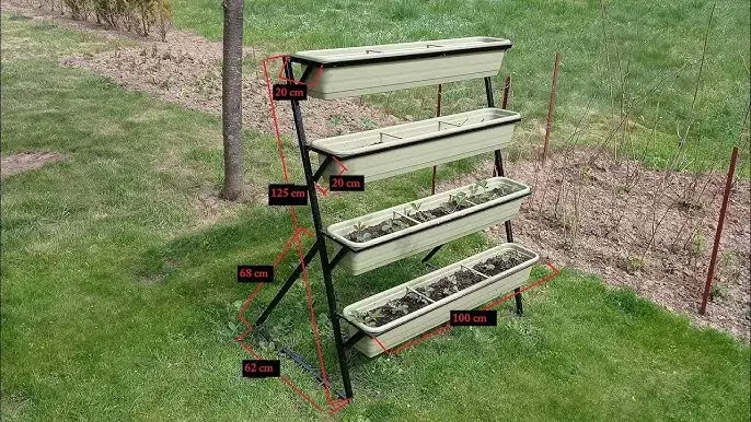 Kwietnik kaskadowy DIY: Zbuduj swój wymarzony ogród pionowy