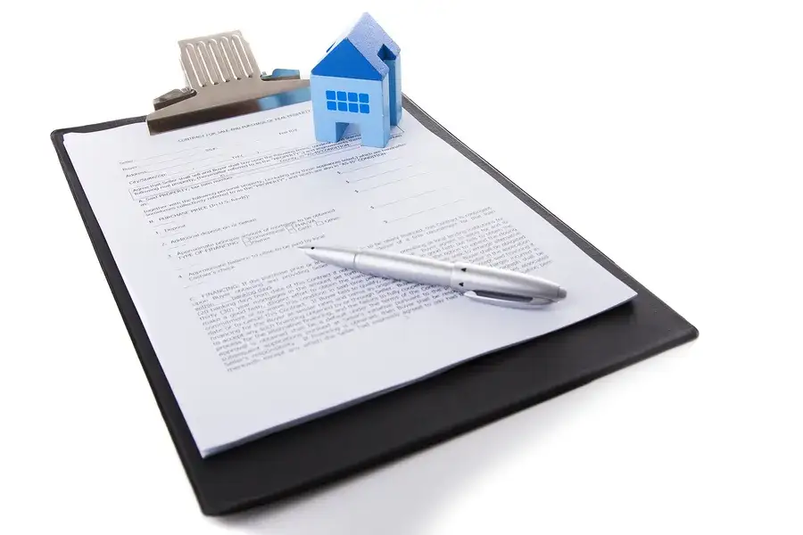 Jak zgłosić wynajem mieszkania bez umowy i uniknąć problemów?