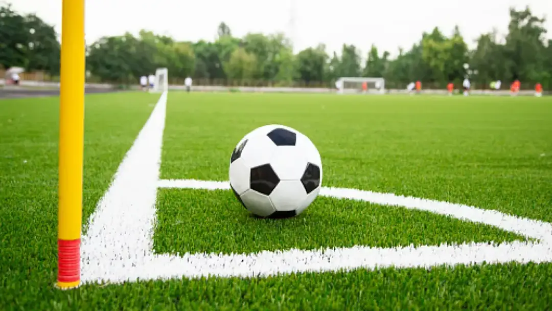 Kiedy wynaleziono piłkę nożną? Odkryj fascynującą historię tej gry