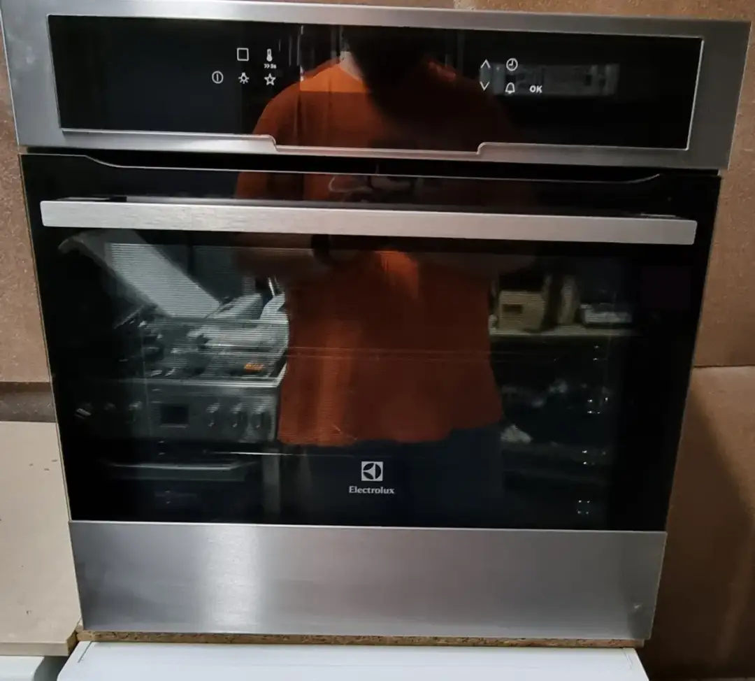 Jaki piekarnik do zabudowy wybrać: poradnik świadomego kupującego 2025