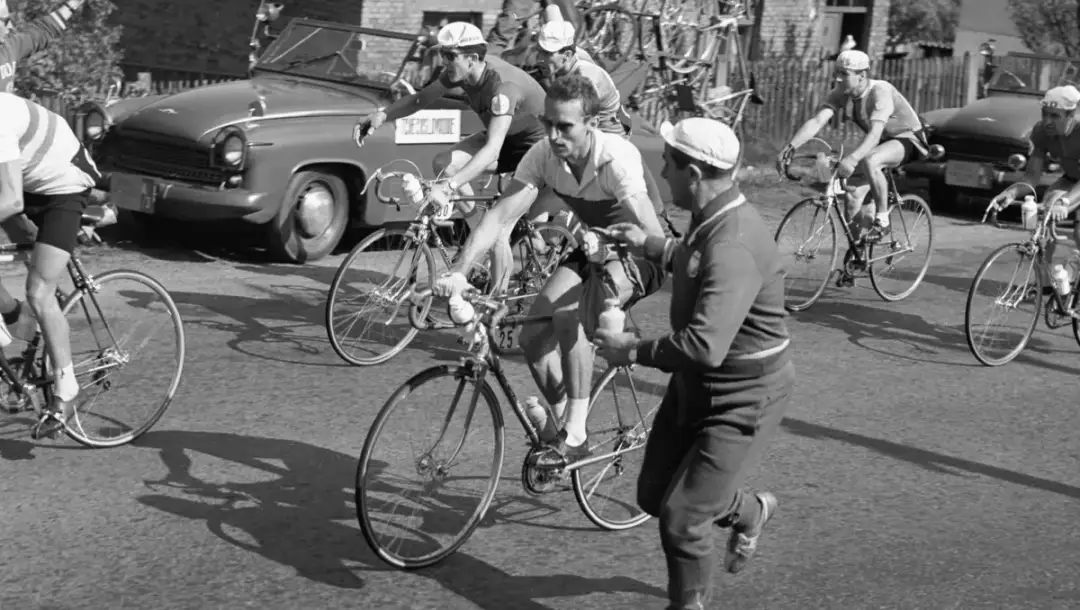 Jan Kudra kolarz - niezwykłe osiągnięcia i dziedzictwo polskiego sportu