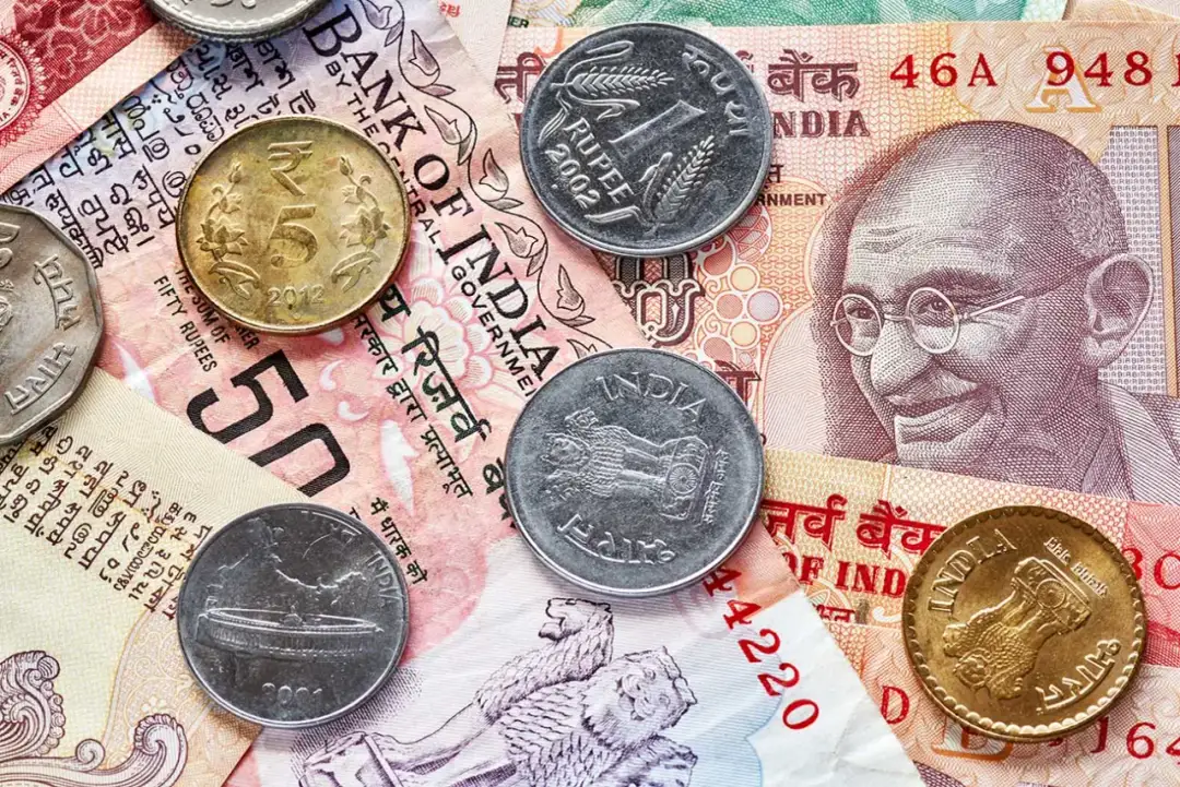 Jaka jest waluta w Indiach: poznaj informacje, kurs i wymianę